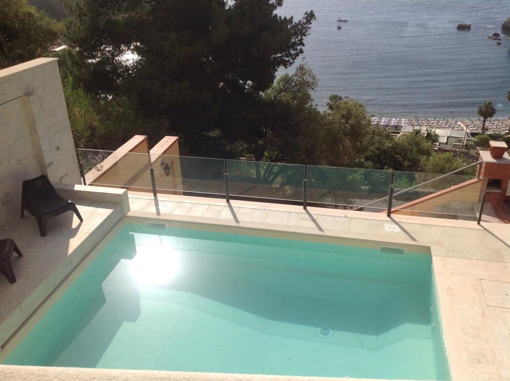 202 Luxury Pool Isola Bella Βίλα Ταορμίνα Δωμάτιο φωτογραφία